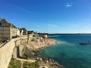 Grande marée depuis les remparts, Saint-Malo, Bretagne