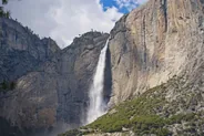 Cascade de Yosemite Falls, Yosemite, Californie