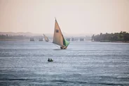 Coucher de soleil sur le Nil en felouque, Louxor, Égypte
