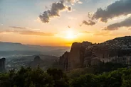 Coucher de soleil au rocher de Psaropetra, Météores, Grèce