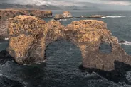 Falaises d'Arnarstapi et Hellnar, Snæfellsnes, Islande