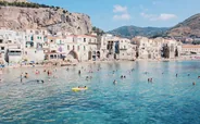Baignade à Monterosso, Cinque Terre, Italie classique