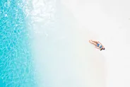 Bikini beach de Thulusdhoo, Thulusdhoo, Maldives