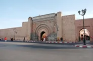 Remparts et Bab Agnaou au couchant, Marrakech, Maroc