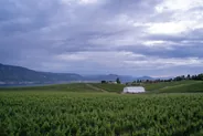 Ville de Penticton et son canal, Vallée de l'Okanagan, Ouest canadien