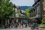 Village piéton de Whistler, Whistler, Ouest canadien