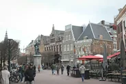 Le Grote Markt et la cathédrale Saint-Bavon, Haarlem, Pays-Bas