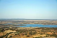 Plage fluviale de Monsaraz, Monsaraz et le lac d'Alqueva, Portugal du Sud