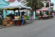 Marché couvert et front de mer, Saint-Pierre, La Réunion