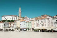 Place Tartini et vieille ville de Piran, Piran, Slovénie