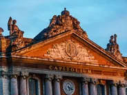Halle de La Machine et quais de la Garonne, Toulouse, Sud-Ouest