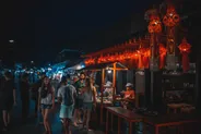 Marché de nuit au bord du fleuve, Ayutthaya, Thaïlande classique