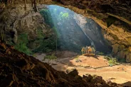 Grotte de Phraya Nakhon et son pavillon royal, Khao Sam Roi Yot, Thaïlande, îles du golfe