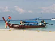 Long Beach à pied depuis Tonsai, Koh Phi Phi, Thaïlande classique