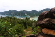 Point de vue de Phi Phi au lever du jour, Koh Phi Phi, Thaïlande classique